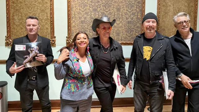 Clara Brugada, jefa de gobierno de la CDMX, ‘ajolitiza’ a U2 y los invita a tocar gratis en el Zócalo capitalino