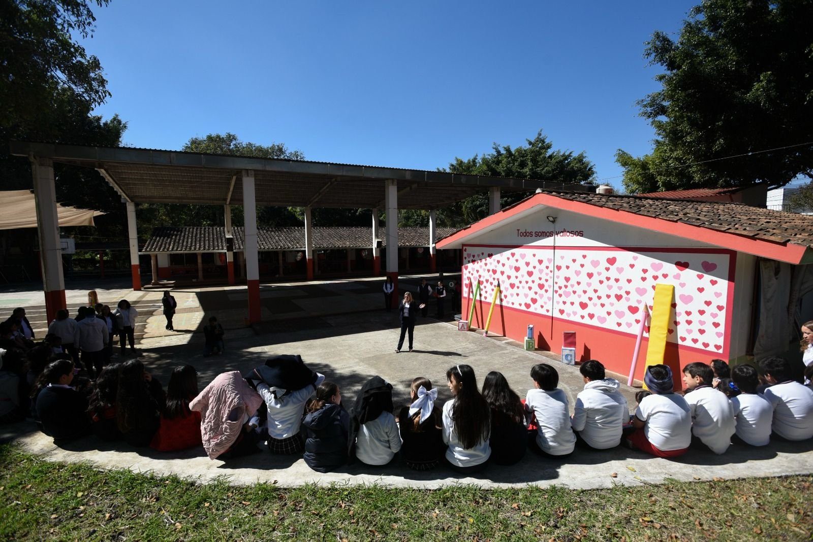 Participan más de 90 mil docentes veracruzanos en estrategia de educación inclusiva