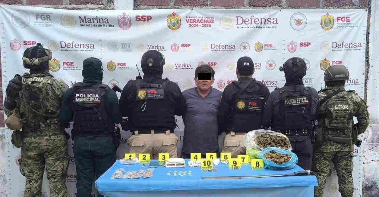 Operativos coordinados: detención de 28 personas y el aseguramiento de cerca de 300 dosis de posibles estupefacientes