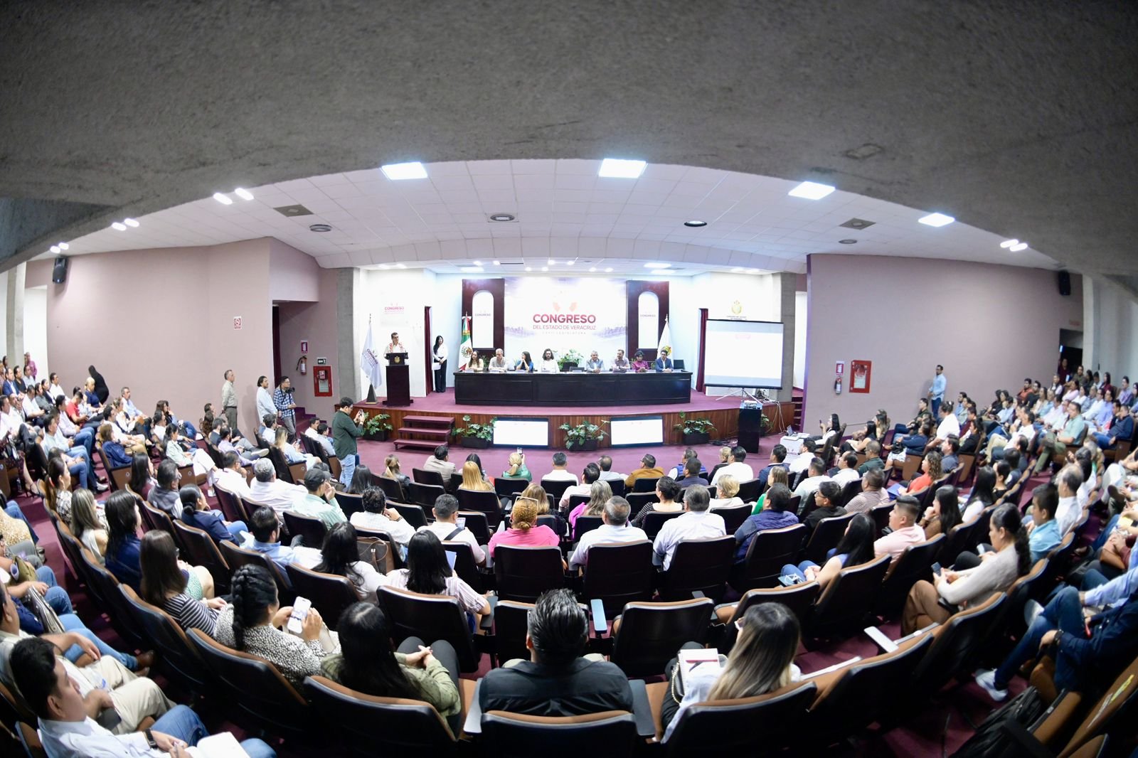 El llamado del Congreso a los ayuntamientos