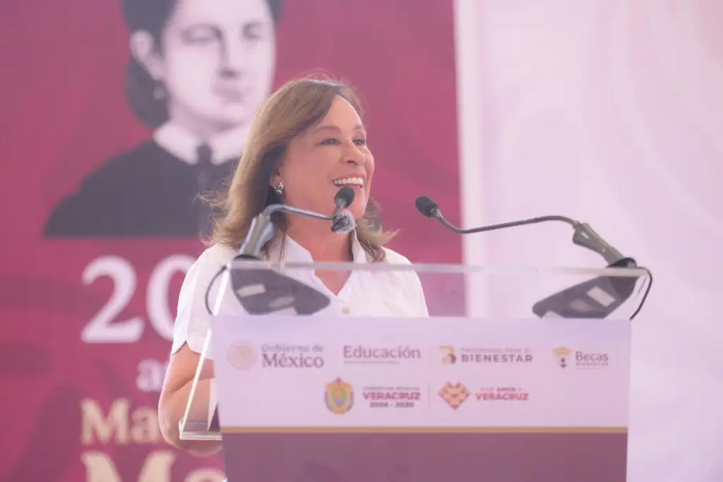 Se reduce rezago educativo en Veracruz, anuncia Rocío Nahle