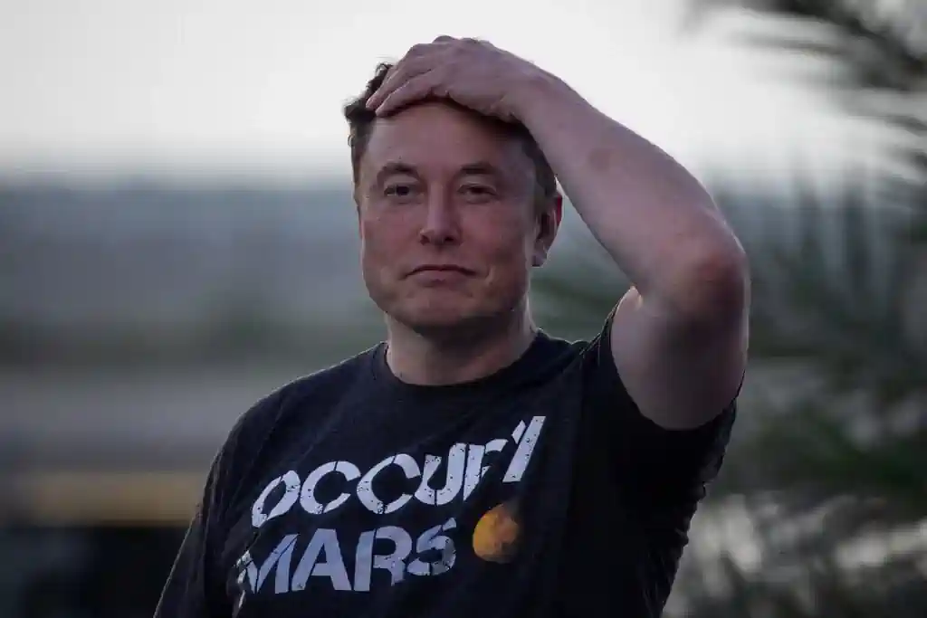 Elon Musk se convierte en el primer billonario del mundo