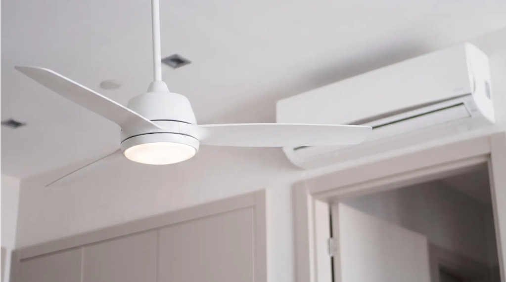 Los ingenieros coinciden: “Usar el ventilador junto al aire acondicionado reduce el consumo eléctrico”
