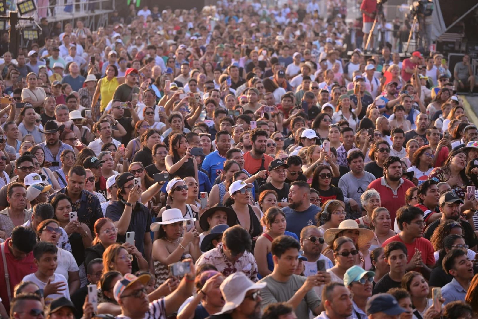 Que viva la salsa, que viva Veracruz; 580 mil asistentes celebran el Salsa Fest 2026
