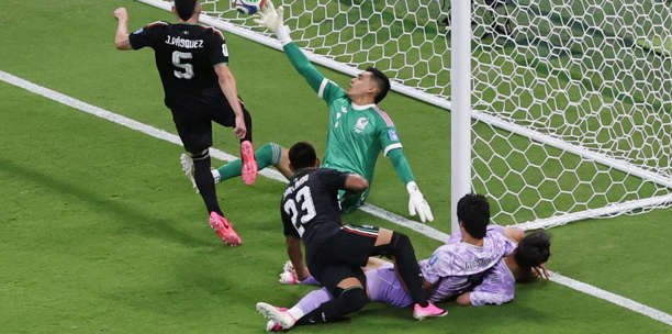 K-DRAMA! Con gol de Romo y milagro del Tala, México clasifica a 16vos como líder
