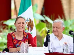 Sheinbaum agradece respaldo de AMLO; hay campaña de ultraderecha contra la transformación en México, reafirma