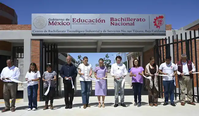 Presidenta inaugura Bachillerato Nacional en Tijuana como parte de la creación de 200 mil lugares en Educación Media Superior en el país