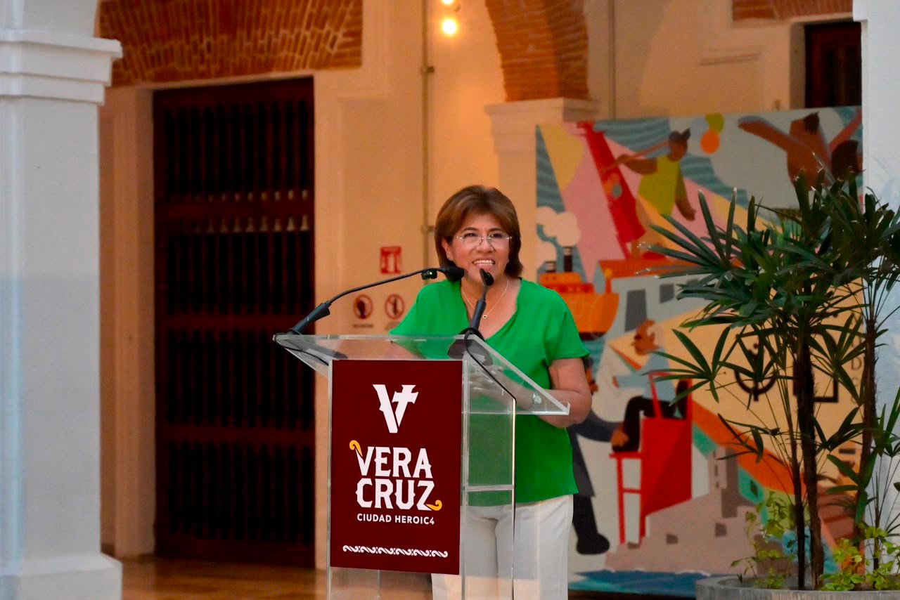 Presenta Rosa María estrategia integral para reactivar el Centro Histórico de Veracruz