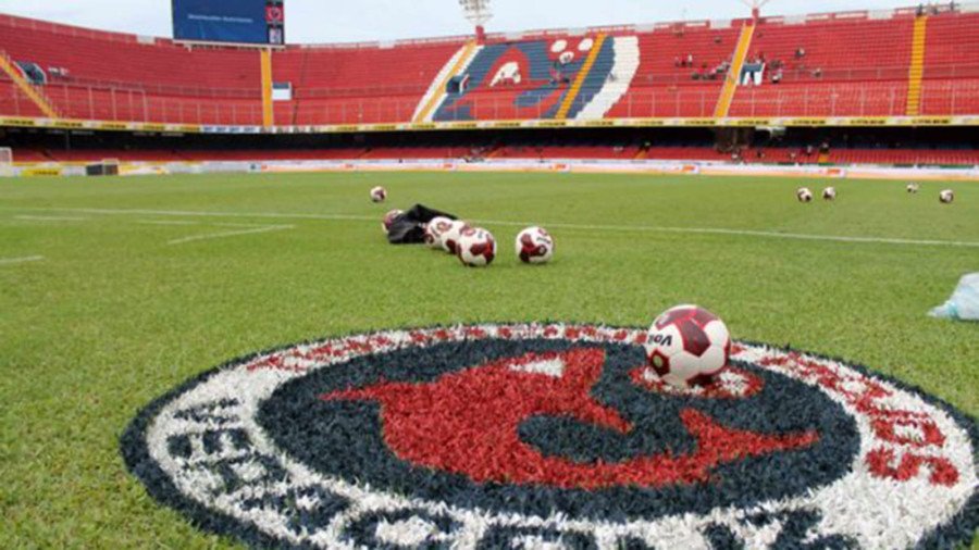 El regreso de los Tiburones Rojos es inminente; Fidel Kuri apunta contra el arbitraje y anuncia la resurrección del fútbol en Veracruz