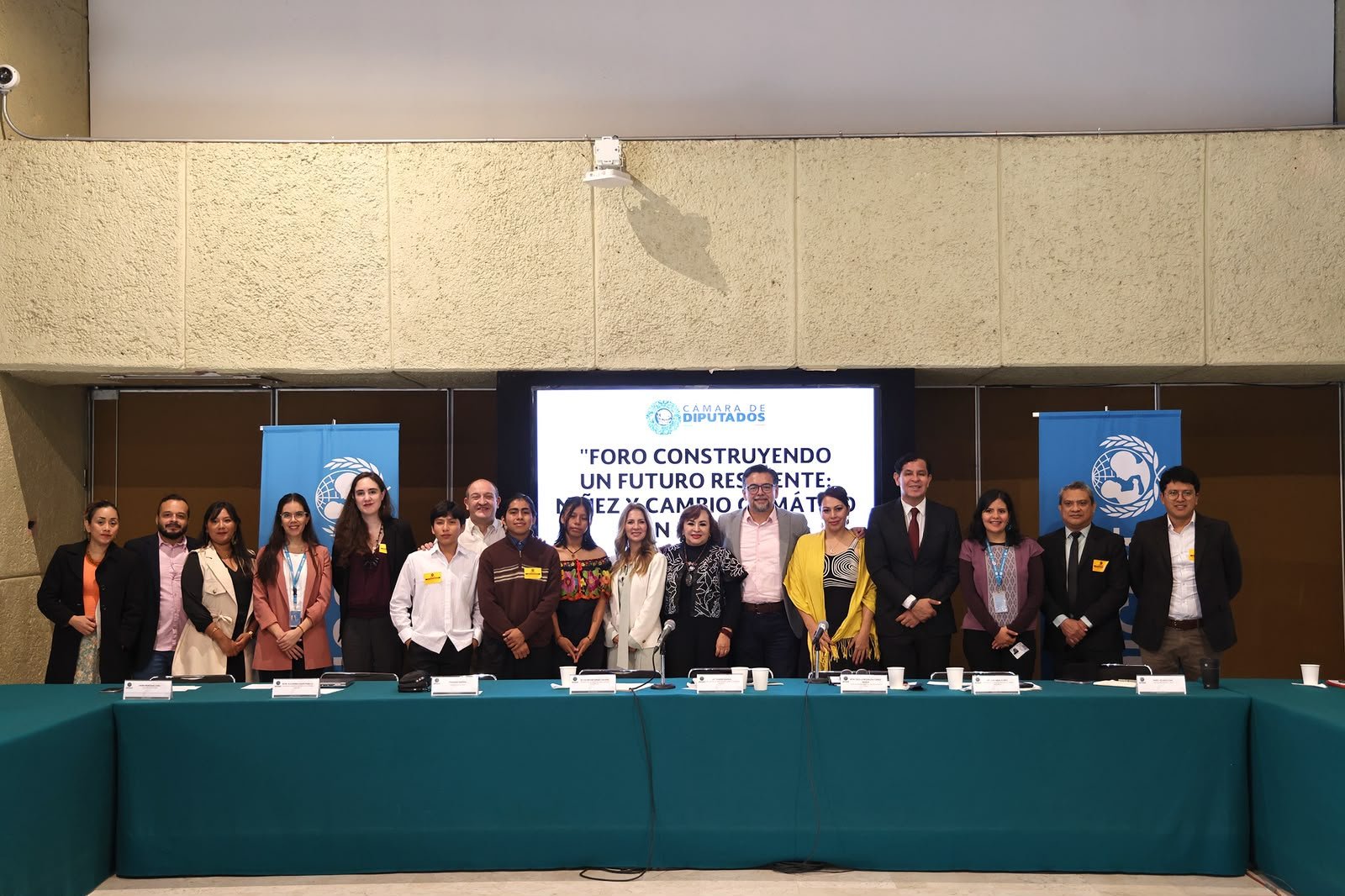 Ana Miriam Ferráez impulsa la protección de la niñez ante el cambio climático