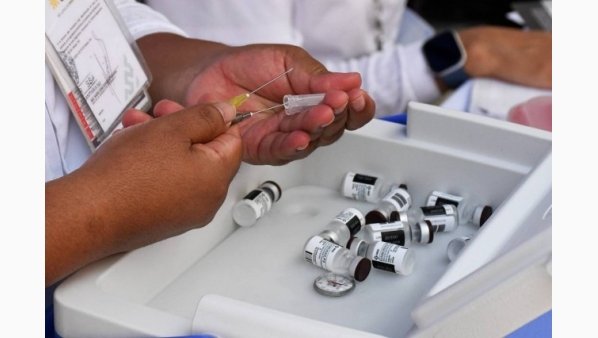 Inician campañas de vacunación contra VPH y enfermedades de temporada invernal